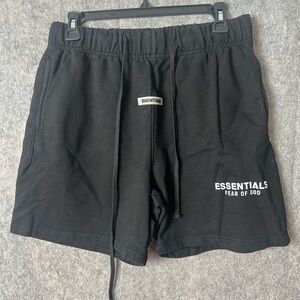 Fear of God Essentials Men’s Large Black drawstring sweat shorts